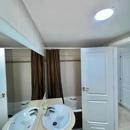 Precioso Piso En Zona Residencial Apartment *